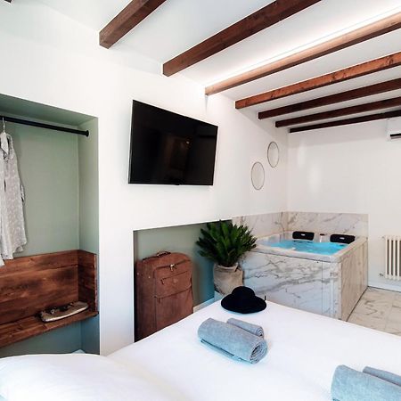 Sahara & Amazzonia Luxury Rooms- The House Of Travelers Como Exterior foto
