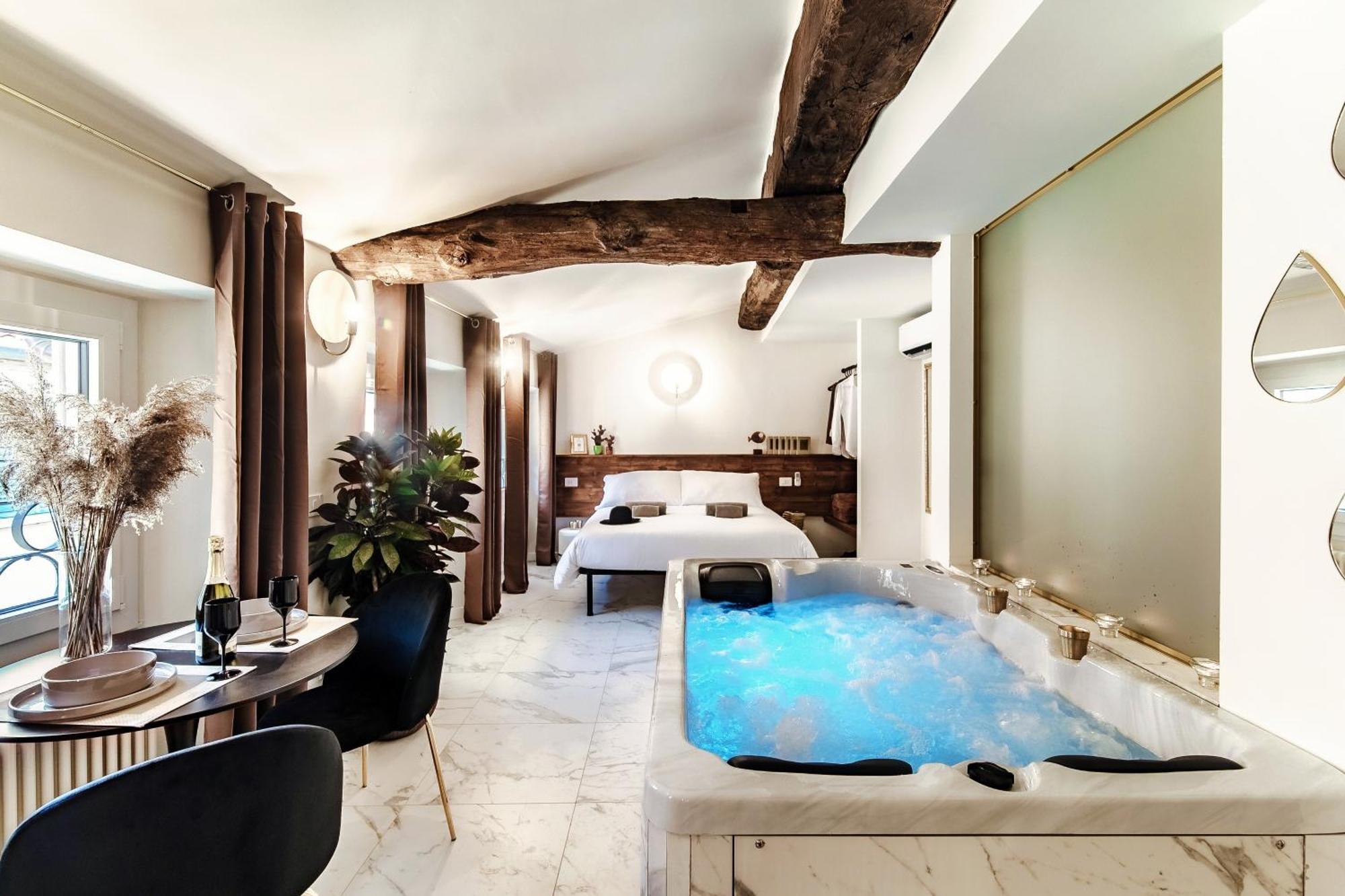 Sahara & Amazzonia Luxury Rooms- The House Of Travelers Como Exterior foto