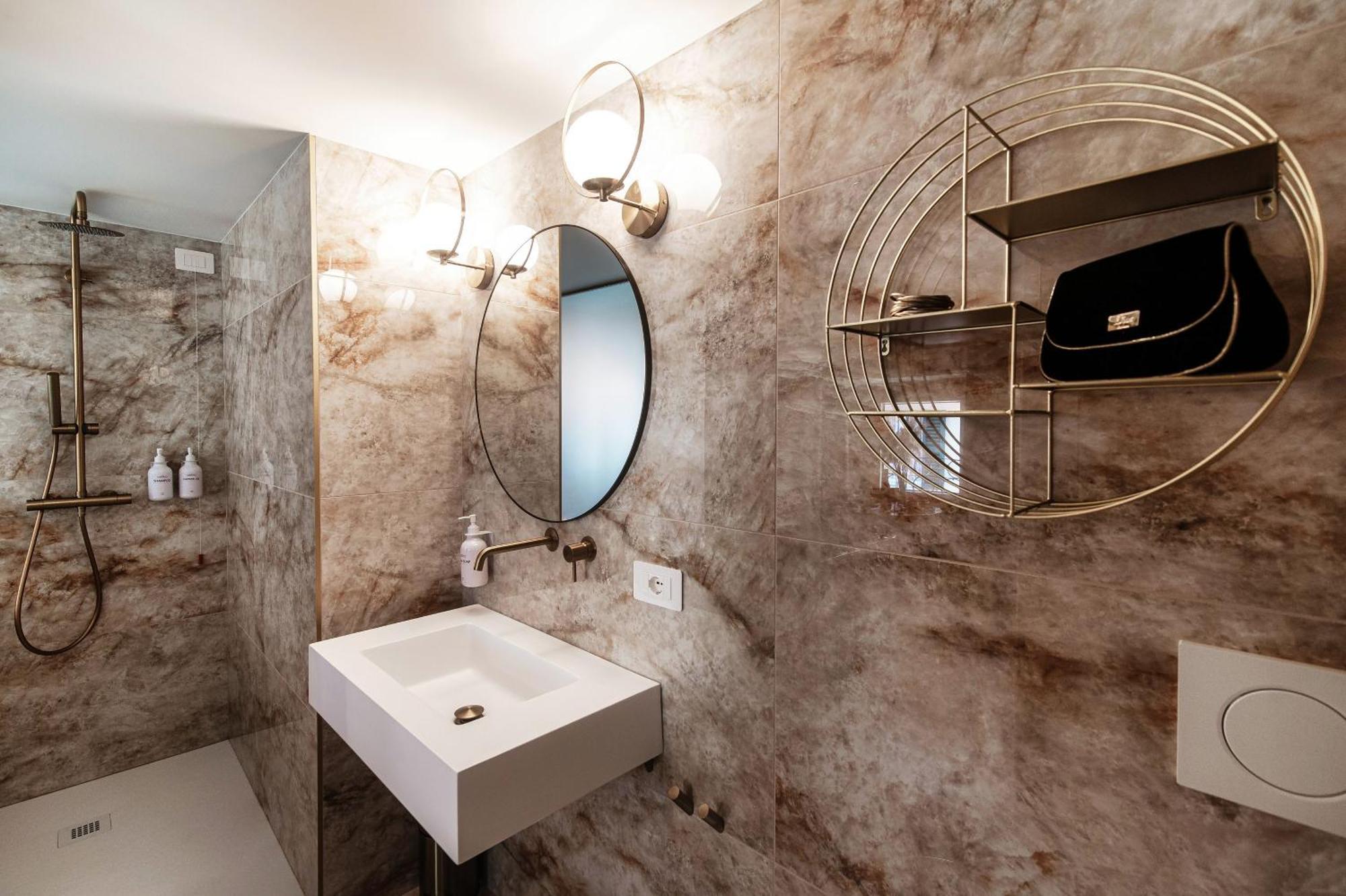 Sahara & Amazzonia Luxury Rooms- The House Of Travelers Como Exterior foto