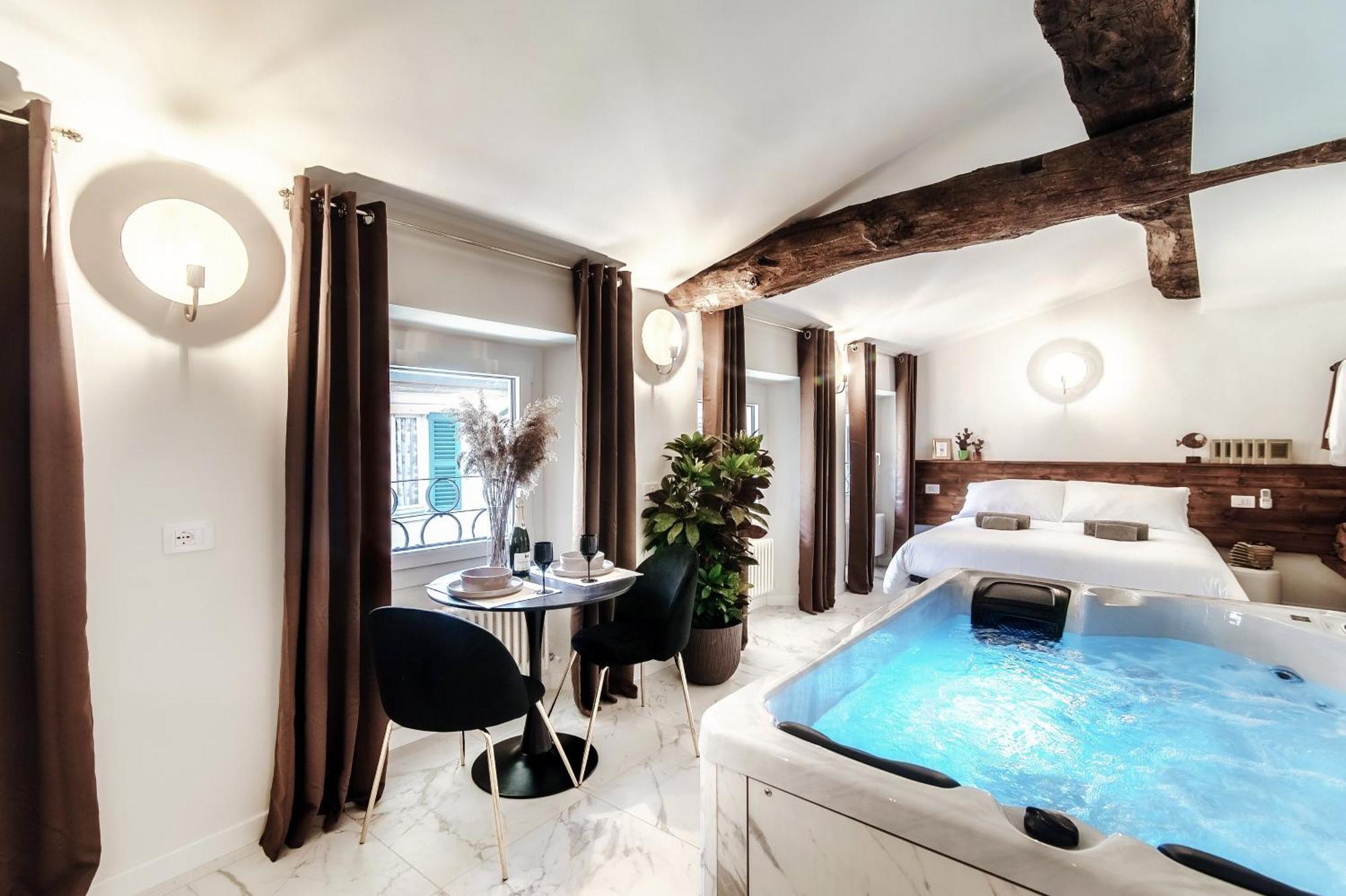 Sahara & Amazzonia Luxury Rooms- The House Of Travelers Como Exterior foto